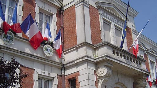 Les Sénateurs étudient à partir de ce mardi une série de mesures visant à inciter les élus locaux à s’impliquer davantage dans la vie politique