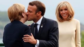 REPLAY RADIO - Pour ou contre le retour de la bise? Le débat des "Grandes Gueules"