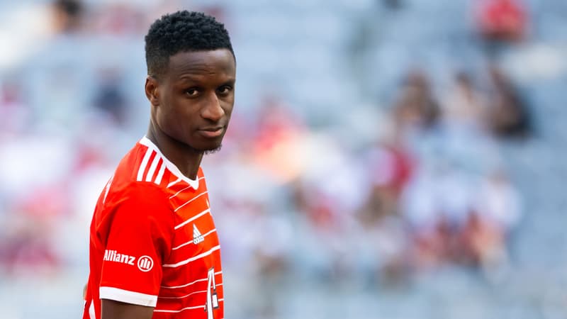 Mercato: Bouna Sarr pose sa candidature pour un retour à l'OM