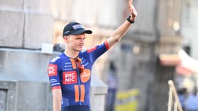 Oscar Onley au départ du Tour de France - le 03/07/2025