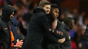 Steven Gerrard et Alfredo Morelos