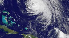 Après Irma, l'ouragan de catégorie 2 Maria arrive sur l'arc antillais.
