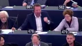 Pêche électrique: Yannick Jadot exulte après le vote du parlement européen