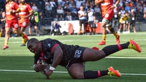Demba Bamba inscrivant un essai face à Perpignan