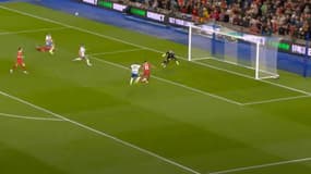L'inroyable raté de Mohamed Salah lors de la rencontre Brighton-Liverpool (3-2), le 19 mai 2025