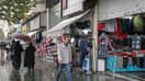 Des passants dans les rues de Téhéran, en Iran, le 5 décembre 2022