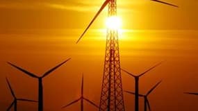 Plus d'un tiers des objectifs de développement des énergies renouvelables en France ne seront pas atteints d'ici 2020, à moins de renforcer les moyens financiers et de lever les blocages administratifs, a affirmé mardi Jean-Louis Bal, le président du Synd