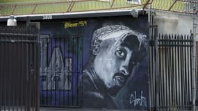 Un mur dédié à la mémoire du rappeur Tupac, à Los Angeles, assassiné en 1996.