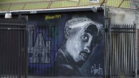 Un mur dédié à la mémoire du rappeur Tupac, à Los Angeles, assassiné en 1996.