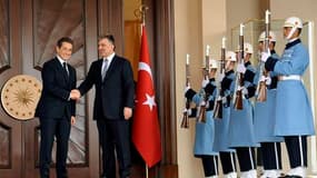 Le président français et le Premier ministre turc Recep Tayyip Erdogan. Nicolas Sarkozy et les dirigeants turcs ont fait assaut d'amabilités vendredi, sans toutefois parvenir à rapprocher leurs points de vue sur l'adhésion de la Turquie à l'Union européen