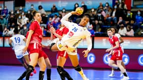 Pauletta Foppa et les Bleues se sont imposés contre la Pologne.