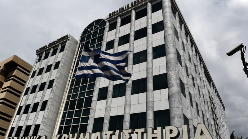 La Bourse d'Athènes a plongé de 9,2% après les premières déclarations du nouveau gouvernement. 