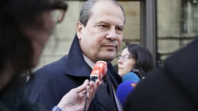 Jean-Christophe Cambadélis a annoncé le report de l'université d'été du PS