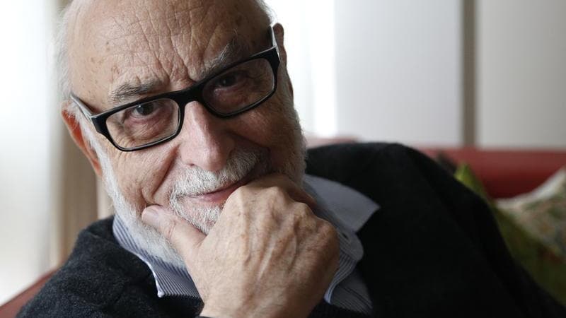 Le physicien belge François Englert estime que la probable découverte du boson de Higgs est loin de répondre à toutes les questions que se pose la communauté scientifique sur l'histoire et la structure de l'univers. /Photo d'archives/REUTERS/François Leno