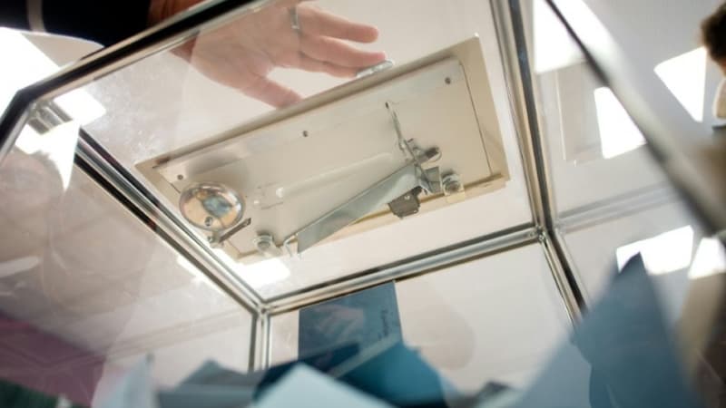 Elections régionales: couac à Marseille, avec une quarantaine de bureaux fermés faute d'assesseurs
