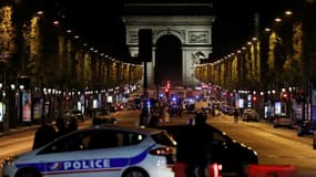 Le père de Karim Cheurfi, auteur de la fusillade du 20 mars sur les Champs-Elysées, a été mis en garde à vue vendredi soir après avoir menacé des policiers. 