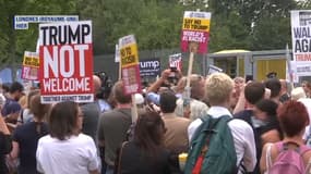 Donald Trump hué devant l’ambassade américaine à Londres