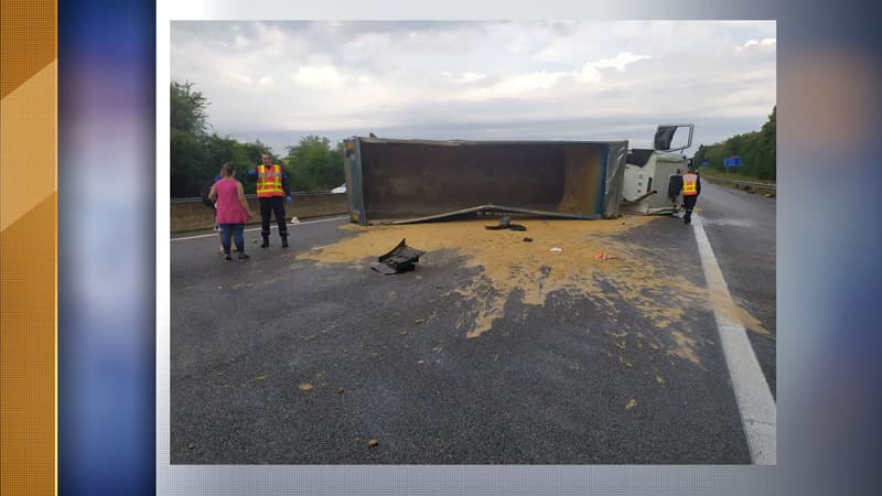 Un camion est en travers de l'A11 ce vendredi matin.