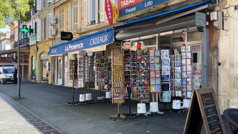 Des arnaqueurs ont tenté de soutirer 263 euros aux commerçants du tabac "La Renaissance", à Oraison, mardi 13 mai 2025. 