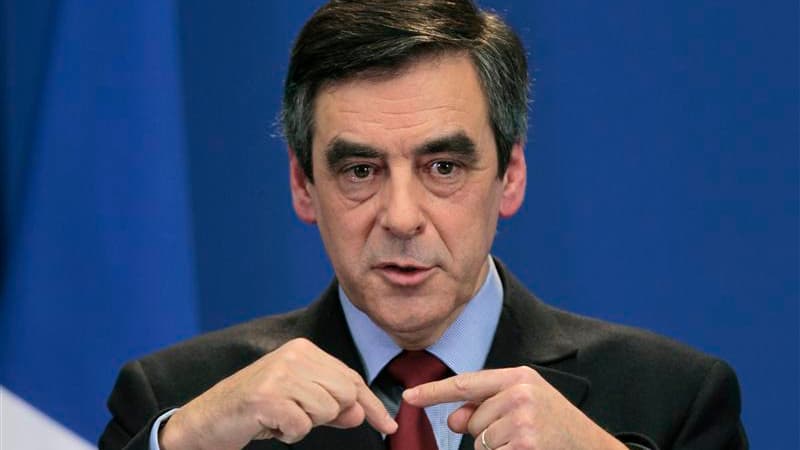 Lors d'un point de presse à l'hôtel Matignon, François Fillon a abaissé à 0,5% contre 1,0% auparavant la prévision de croissance économique du gouvernement pour 2012 et il a précisé que l'impact de 5 milliards d'euros serait compensé sans demander d'effor