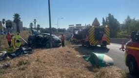 17 pompiers et six engins des secours ont dû intervenir sur les lieux de l'accident. 