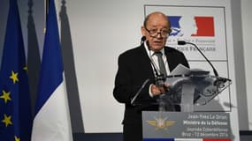 Jean-Yves Le Drian a annoncé ce lundi l'intégration du combat numérique au sein des armées françaises. 