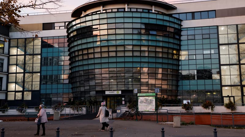 L'entrée de l'hôpital de Pontoise (Val-d'Oise), le 23 octobre 2020.