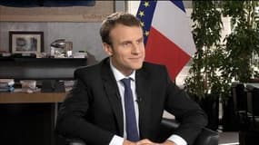 Ségolène Royal "pratique la politique différemment", reconnait Emmanuel Macron