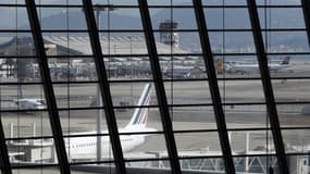 L'Etat devrait officialiser à la fin de la semaine le nom des banques chargées de la privatisation des aéroports de Nice et de Lyon.