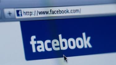 Facebook retir le livre d'Adolf Hitler des ouvrages suggérés aux internautes.