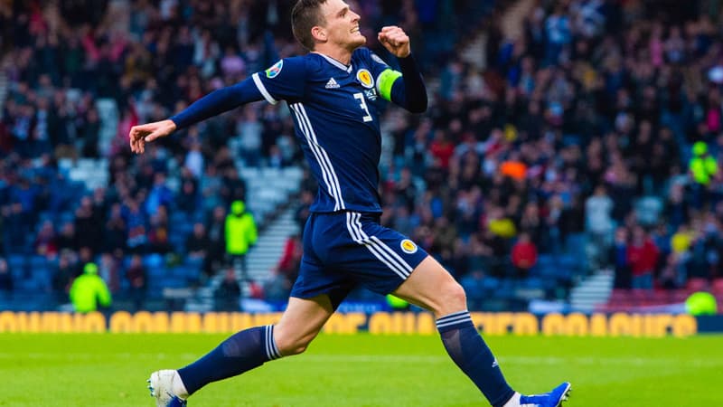Andy Robertson - Ecosse