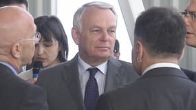 Impopularité, mauvaise communication: Jean-Marc Ayrault restera-t-il à Matignon?