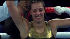 Boxe : Licia Boudersa conserve sa ceinture mondiale dans la catégorie super-plume