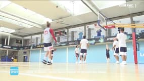 Valérie Garnier, sélectionneuse de l'équipe de France de basket, affiche ses ambitions dans la Coupe du monde 