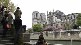 Notre-Dame de Paris au lendemain de l'incendie. 