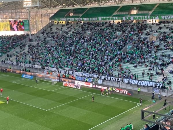 The banner of Saint-Etienne supporters before ASSE-Brest.