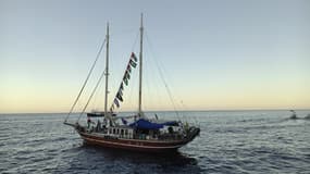 Vue de la flottille Global Sumud, une initiative internationale visant à atteindre Gaza pour acheminer de l'aide humanitaire, en mer le 30 septembre 2025.