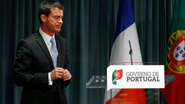 Manuel Valls en visite officielle au Portugal le 10 avril 2015.