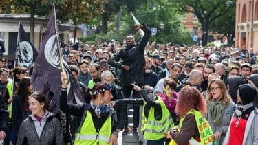 Syndicats Black Blocs Gilets Jaunes A Quoi S Attendre Pour Le 1er Mai