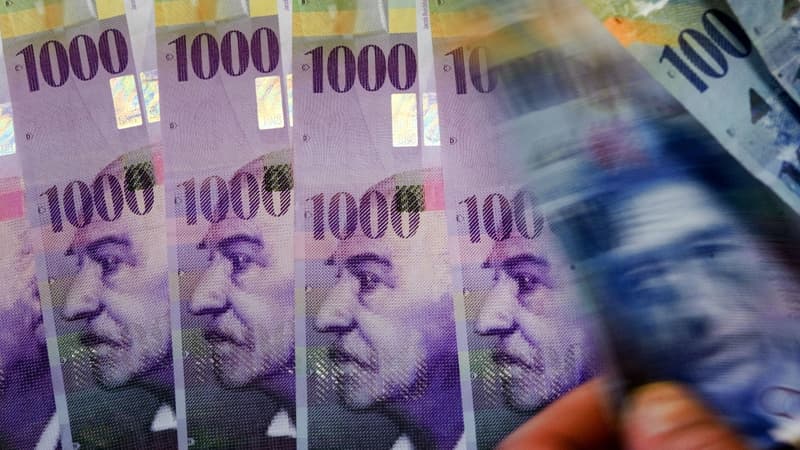 Avec l'envolée du franc suisse, les traites de ceux qui ont souscrits les prêts en francs suisses remboursables en euros de la BNP explosent. 