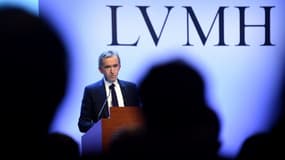 Le patron de LVMH, Bernard Arnault, dont la richesse est évaluée à 82 milliards de dollars, occupe la troisième place de ce classement en 2020.
