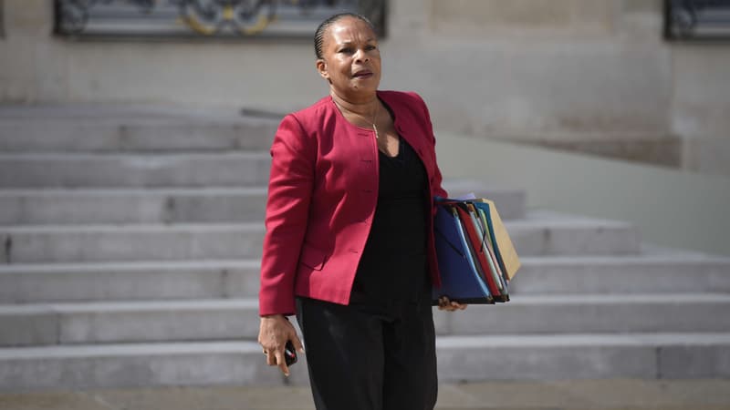 A la Chancellerie, on souligne que Christiane Taubira est "la cible principale de la droite".