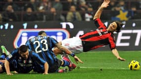 Ibrahimovic et Materazzi lors d'Inter-AC Milan en 2010