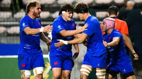 Lenni NOUCHI, Oscar JEGOU et Pierre JOUVIN lors de la demi-finale de la Coupe du monde U20 de rugby contre l'Angleterre (09/07/2023)
