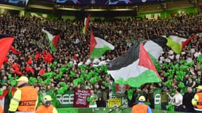 Des supporters du Celtic FC face à l'Atlético de Madrid, à Glasgow le 25 octobre 2023