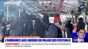 Festival de Cannes: l'ambiance monte devant le palais des Festivals avant la cérémonie d'ouverture