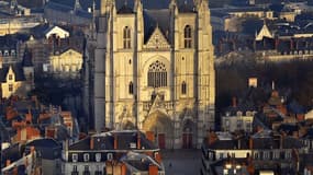 Incendie de la cathédrale de Nantes: le mauvais souvenir de 28 janvier 1972