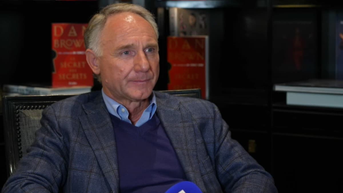 CHASSES AU TRÉSOR, PEUR DE LA MORT ET HABITUDES D'ÉCRITURE: DAN BROWN RACONTE LES COULISSES DE SON NOUVEAU BEST-SELLER "LE SECRET DES SECRETS"
