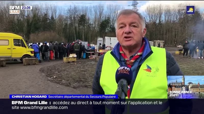 Grande-Synthe: des associations distribuent des repas aux migrants à l'occasion du réveillon