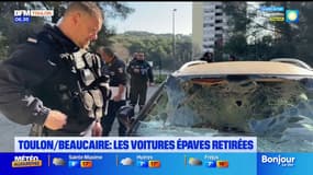 Toulon: la police enlève les voitures épaves dans le quartier de la Beaucaire